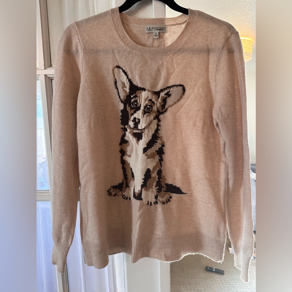 100% cashmere sweater. Some piling (pictured). Very stretchy